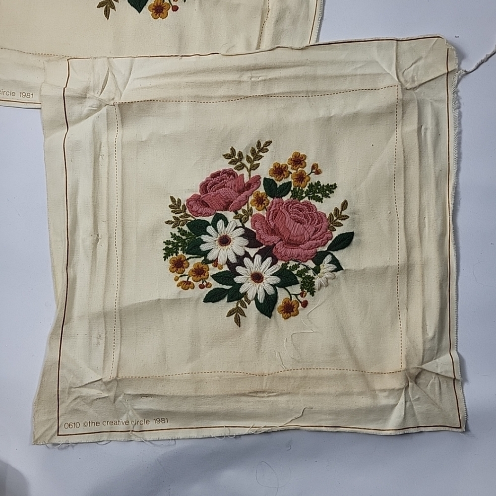 Handmade Embroidered Floral Wall Hanging Cottagecore 13" Square - Picture 7 of 9